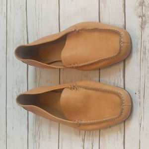 Aerosoles Tan Leather Over Drive Loafers